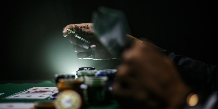 Estratégias Vencedoras para Vídeo Poker: Maximizando Seus Ganhos nos Caça-Níqueis - 1
